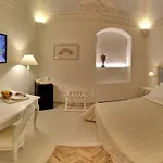 ホテル パラッツォ デリ アバーティ　 マテーラ