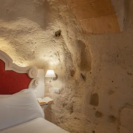 Palazzo Degli Abati 4* Матера