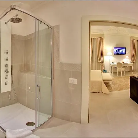 Palazzo Degli Abati 4*