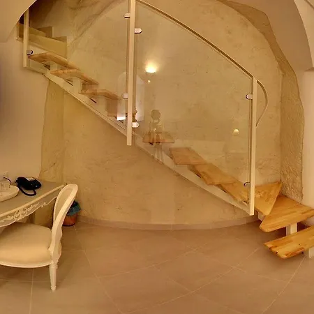 Palazzo Degli Abati Матера