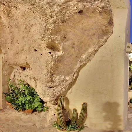 Hotel Palazzo Degli Abati 4*