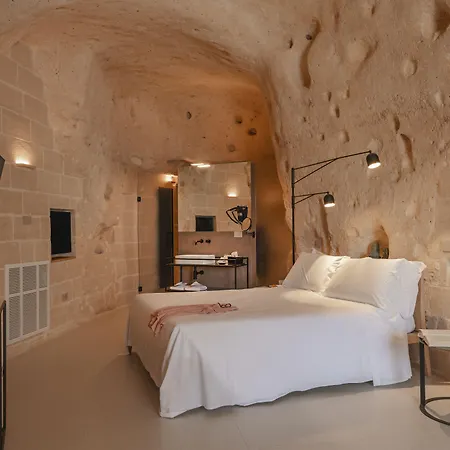 Palazzo Degli Abati 4* Матера