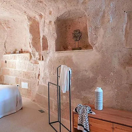 Palazzo Degli Abati 4* Матера