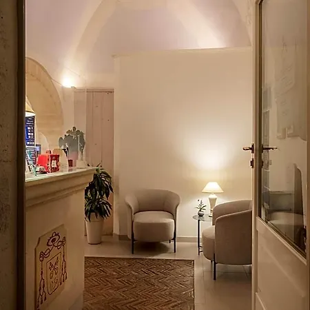Palazzo Degli Abati 4*
